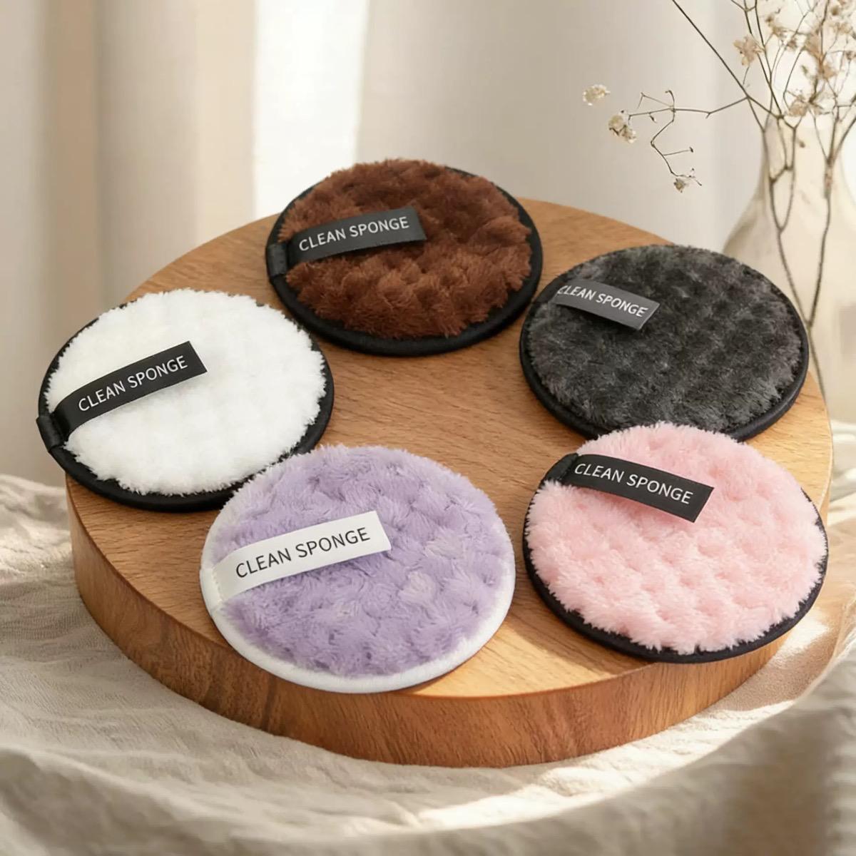 Cleaning Sponge For Makeup/Skincare (Imported)